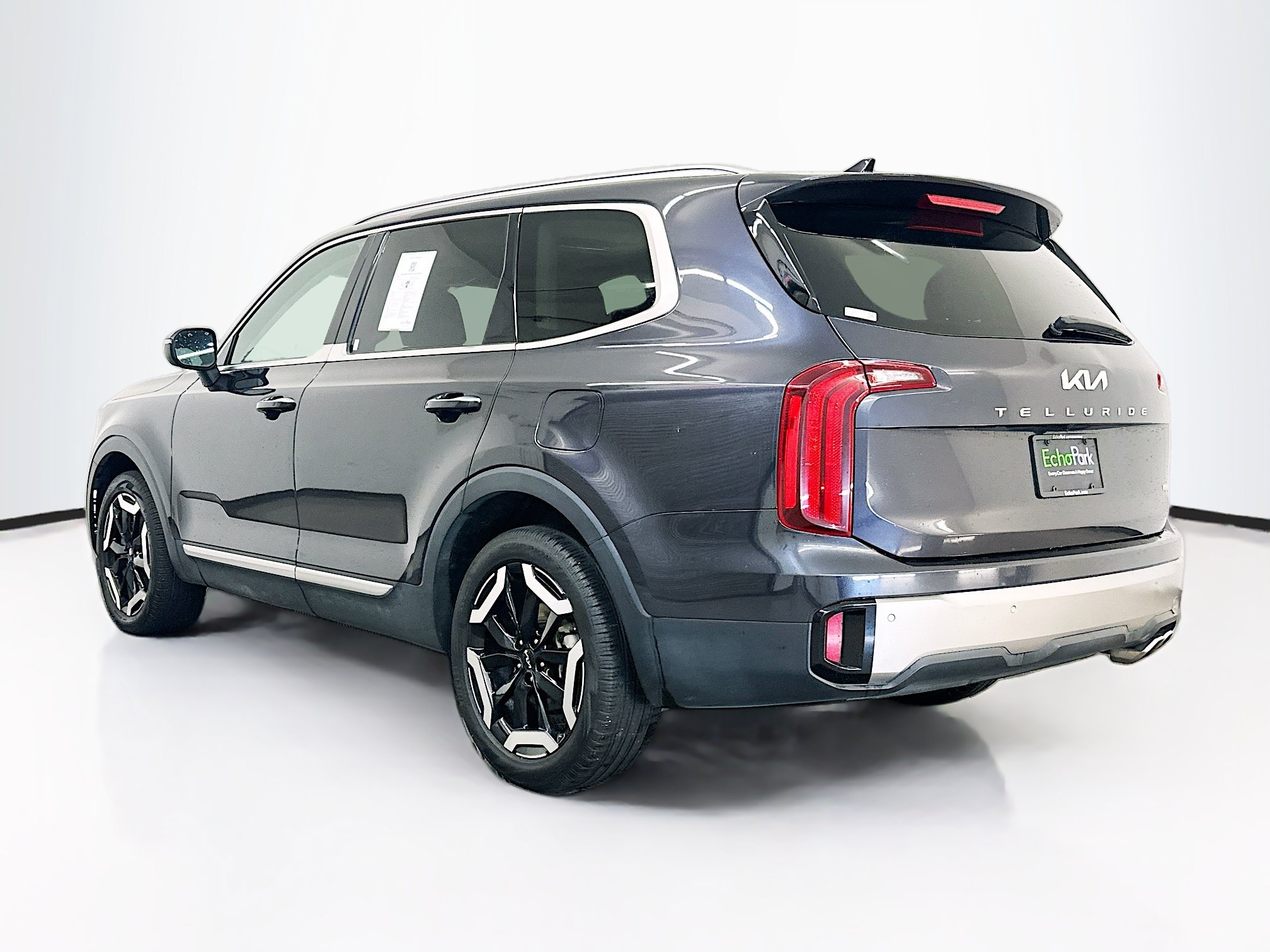 Used 2025 Kia Telluride S AWD/4WD image 5
