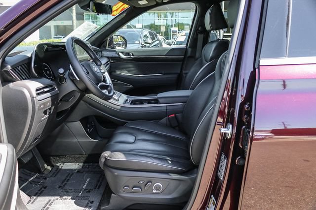 Certified 2024 Hyundai Palisade Calligraphy FWD image 26