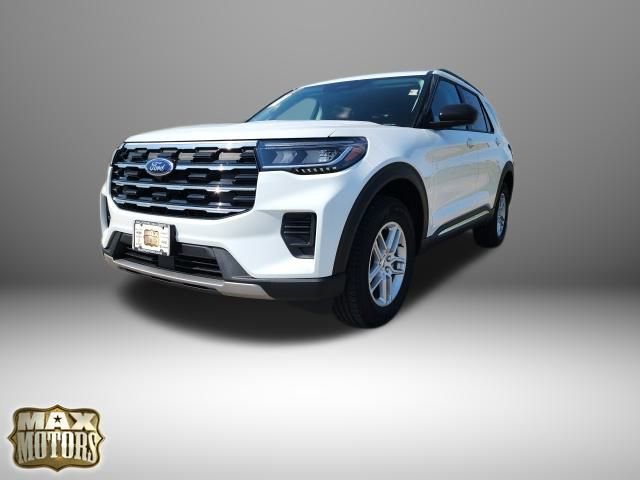 Used 2025 Ford Explorer Active image 2