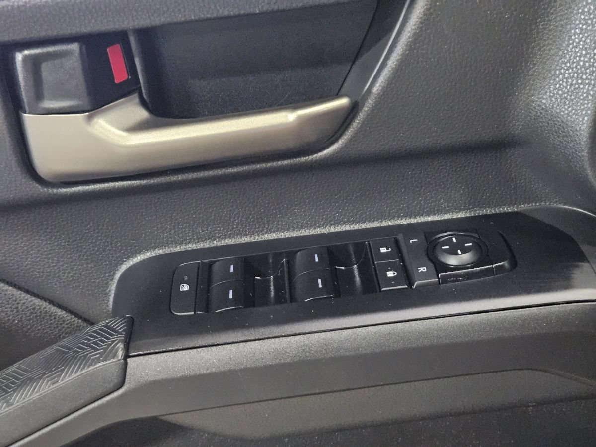 Used 2024 Toyota Tacoma TRD Sport RWD image 40