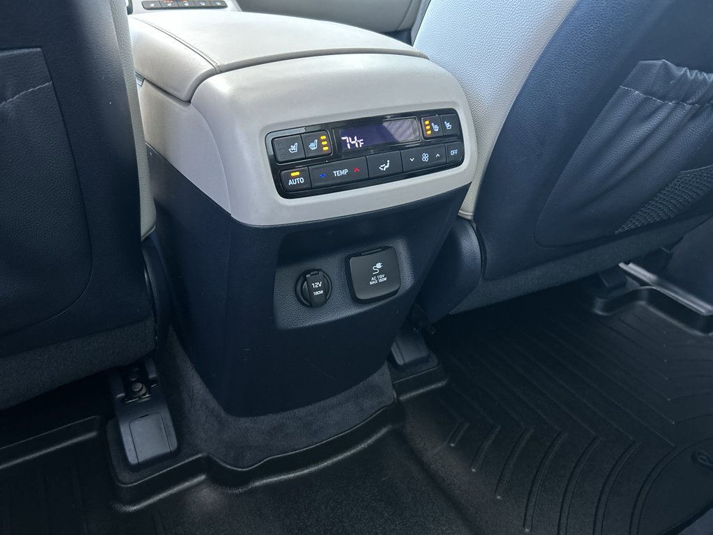 Used 2023 Hyundai Palisade Limited AWD/4WD image 17