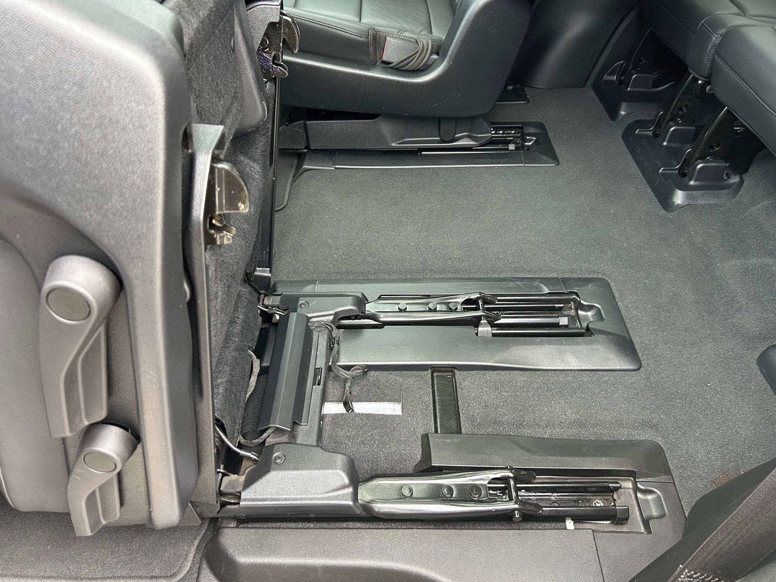 Used 2022 Chevrolet Tahoe Z71 w/ Luxury Package image 30