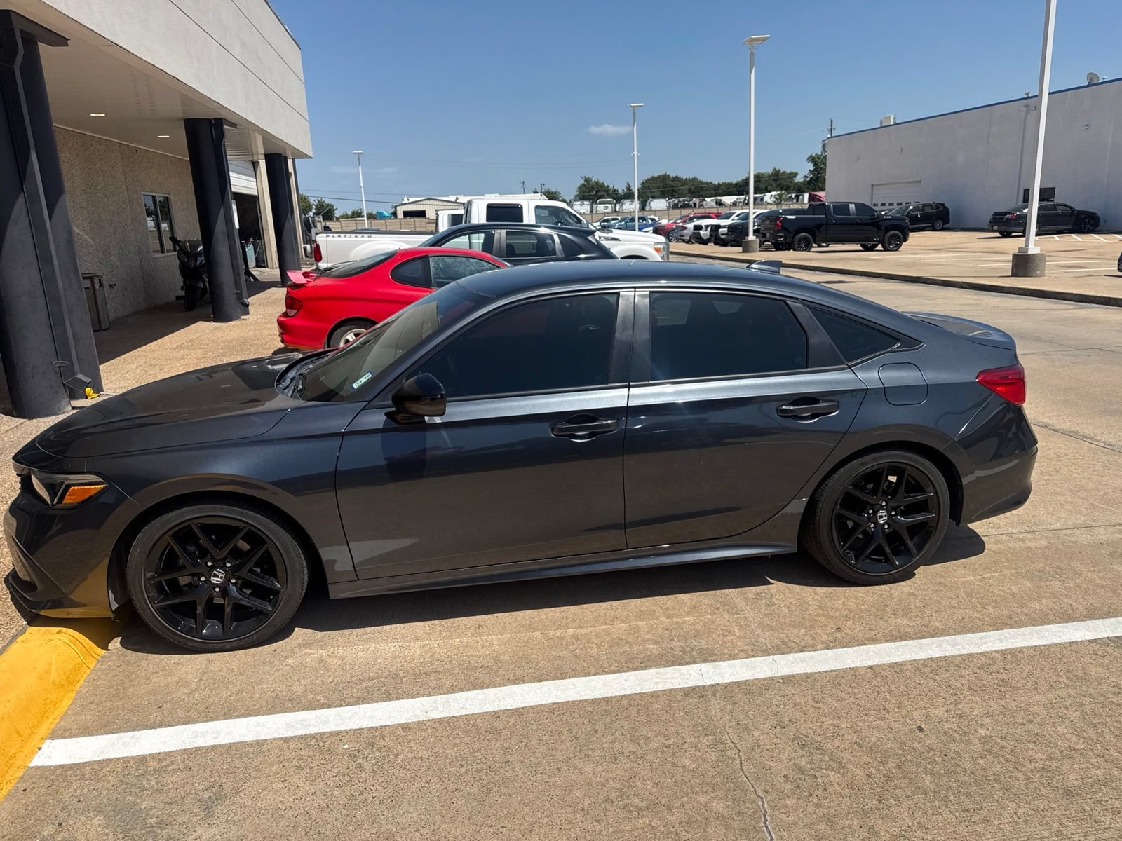 Used 2024 Honda Civic Sport image 4