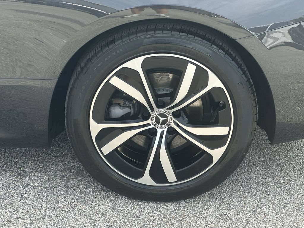 Used 2024 Mercedes-Benz CLE 300 4MATIC Coupe image 33