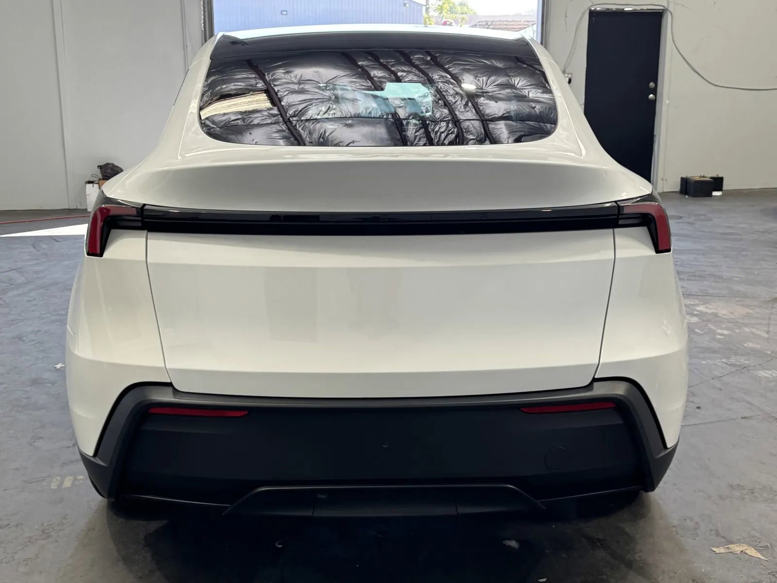 Used 2026 Tesla Model Y Long Range image 3