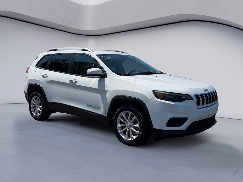 Used 2021 Jeep Cherokee Latitude FWD image 7