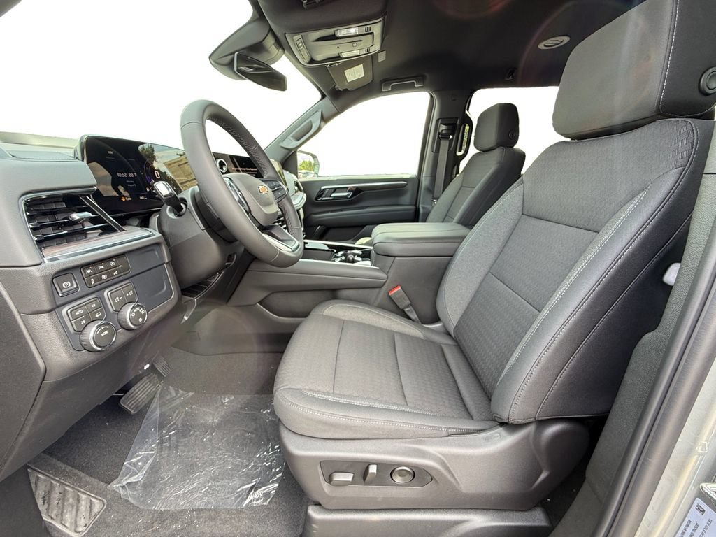 New 2026 Chevrolet Suburban LS AWD/4WD image 9