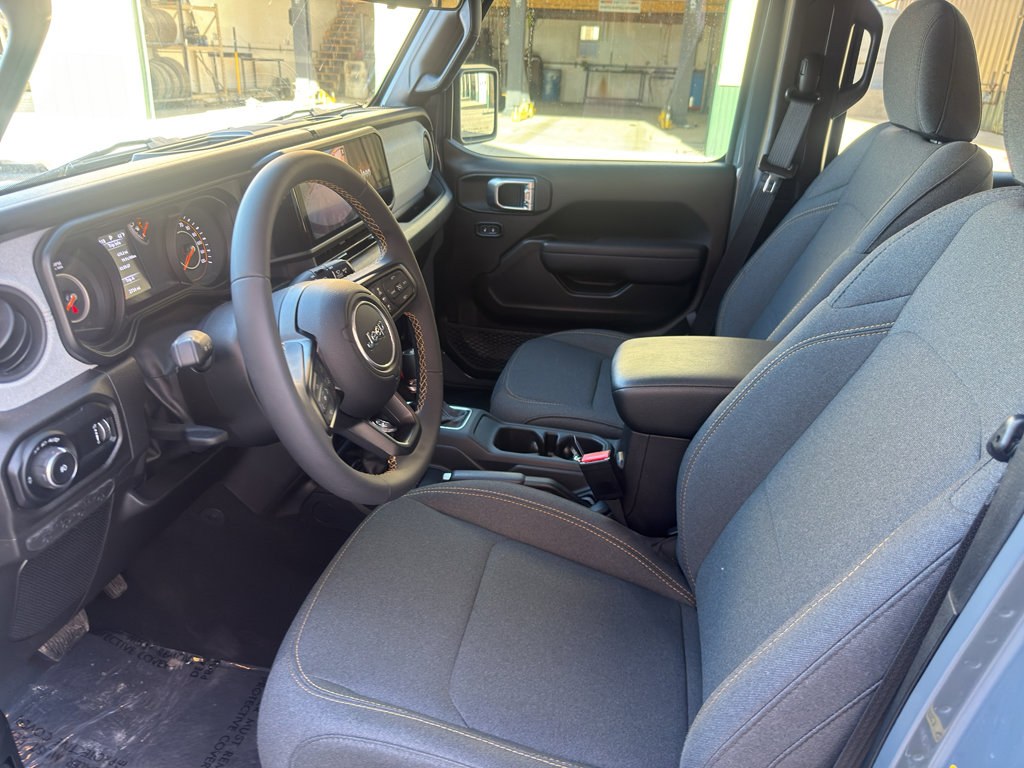 Used 2024 Jeep Wrangler Sport S AWD/4WD image 13