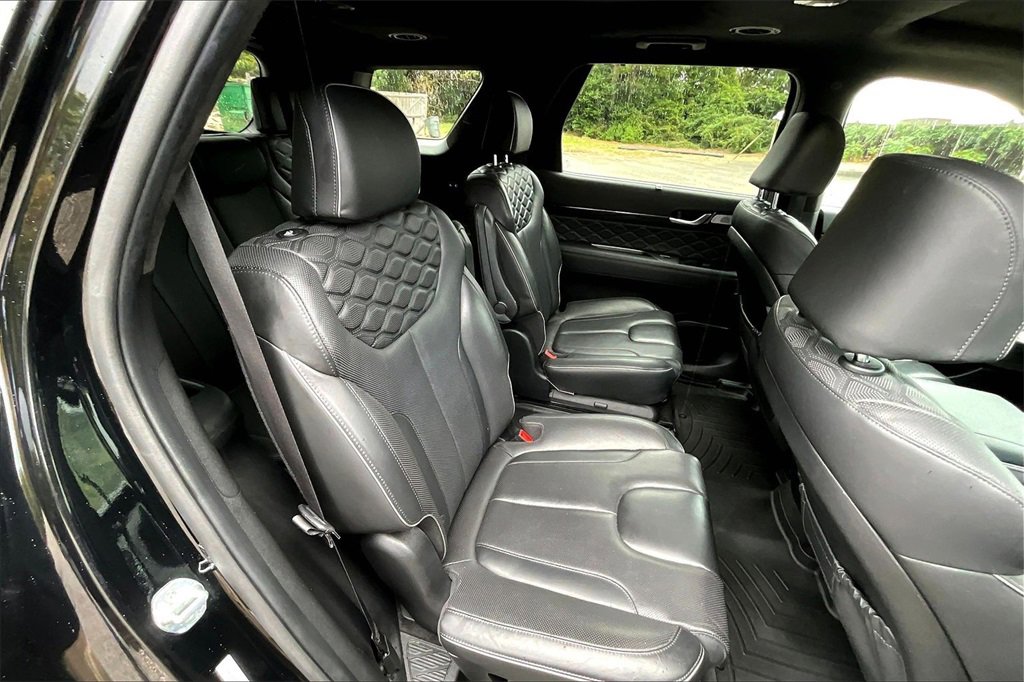 Used 2022 Hyundai Palisade Calligraphy w/ Cargo Package image 23