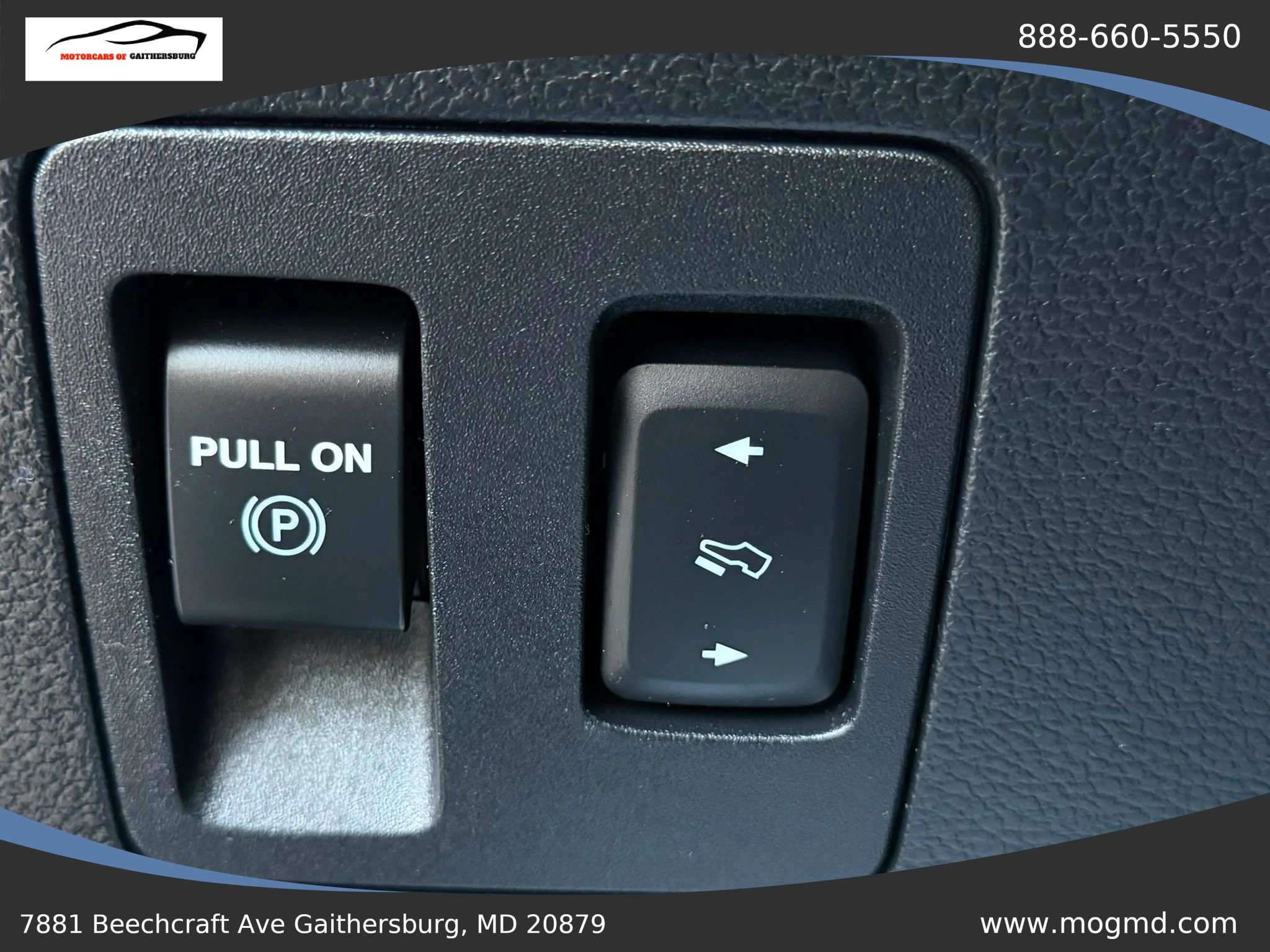 Used 2018 Ford Expedition Limited w/ Equipment Group 301A AWD/4WD image 34