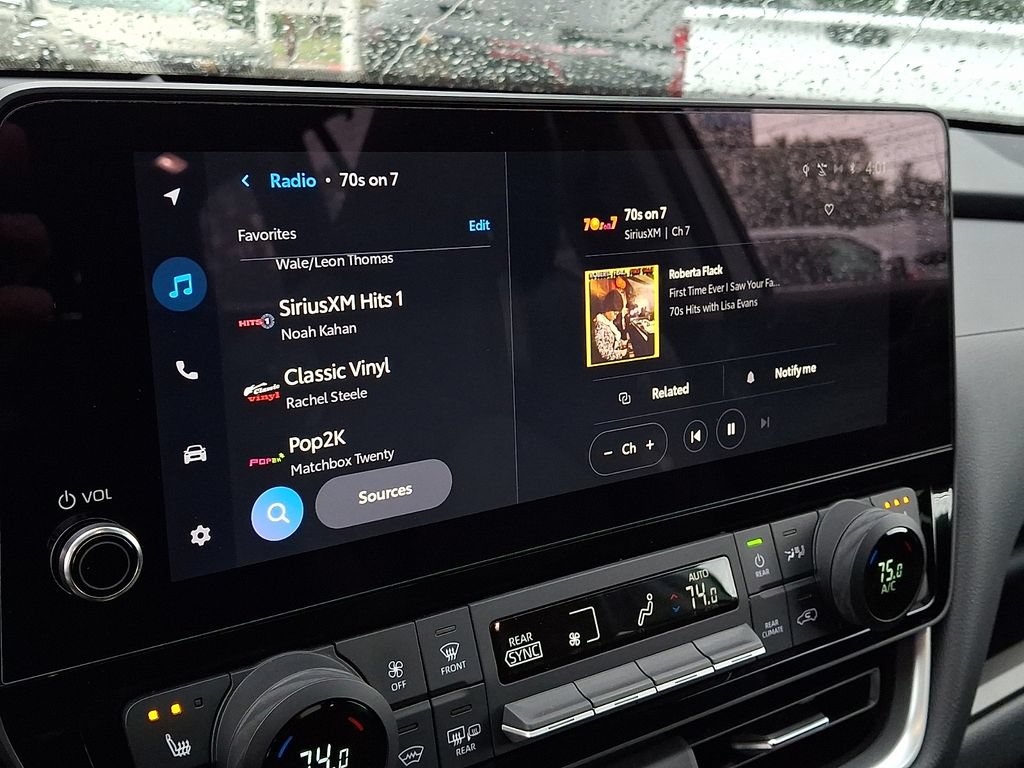 Used 2025 Toyota Grand Highlander AWD Hybrid image 18