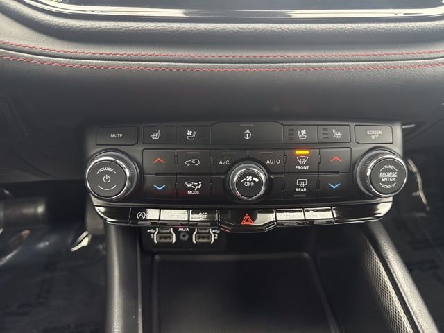 Used 2024 Dodge Durango GT image 22
