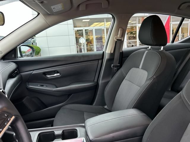 Used 2024 Nissan Sentra SV FWD image 28