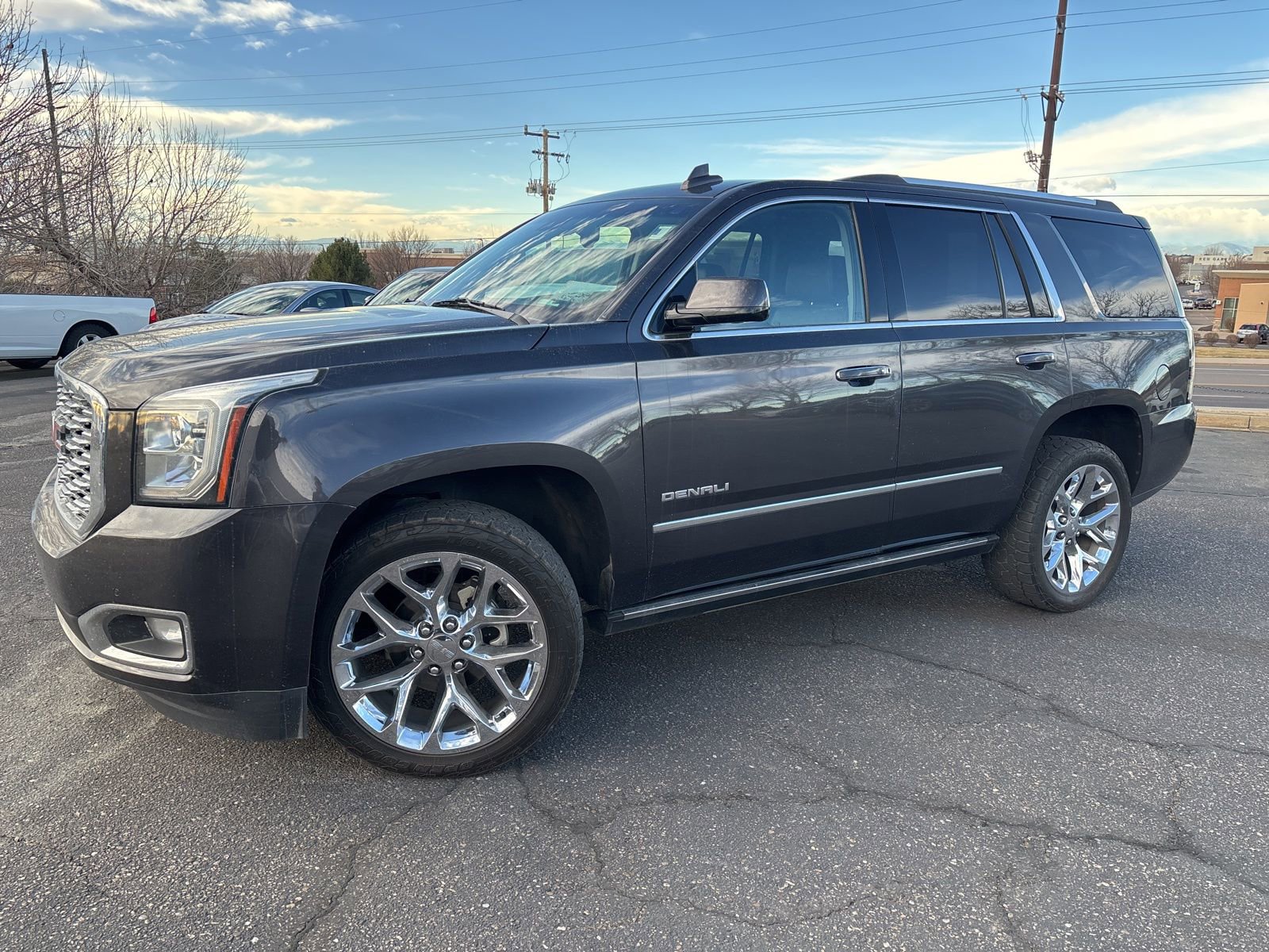 Used 2018 GMC Yukon Denali w/ Open Road Package image 1