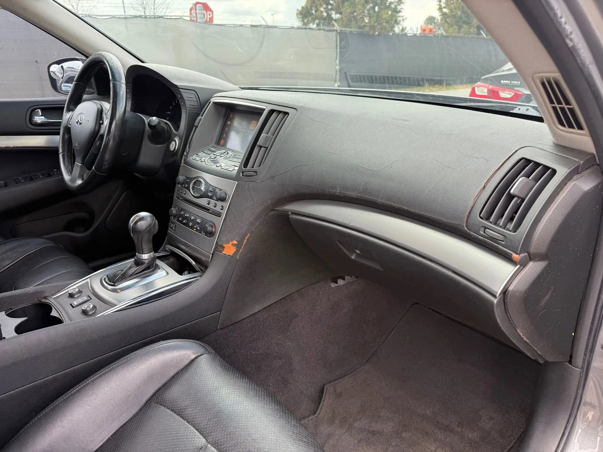 Used 2011 INFINITI G37 x Sedan w/ Premium Pkg image 19