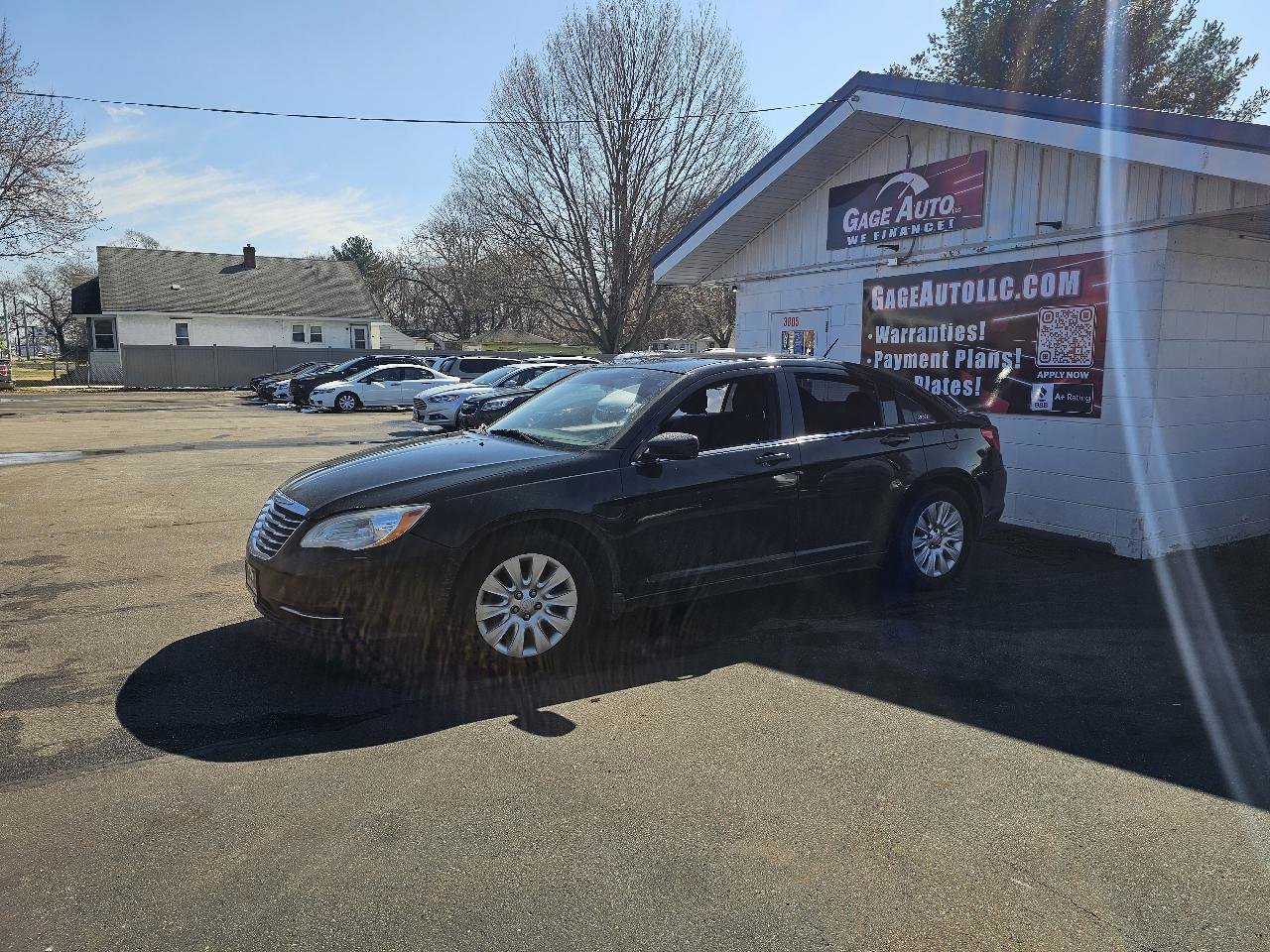 Used 2012 Chrysler 200 LX image 4