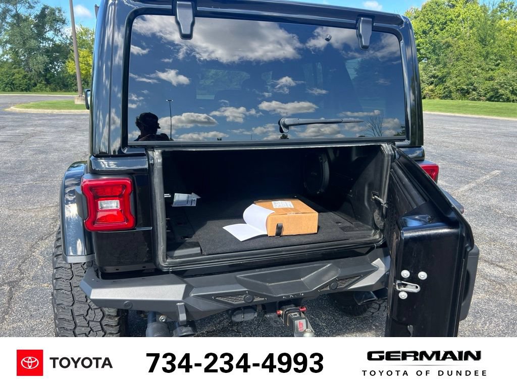 Used 2021 Jeep Wrangler Unlimited Rubicon w/ Trailer Tow Package AWD/4WD image 10