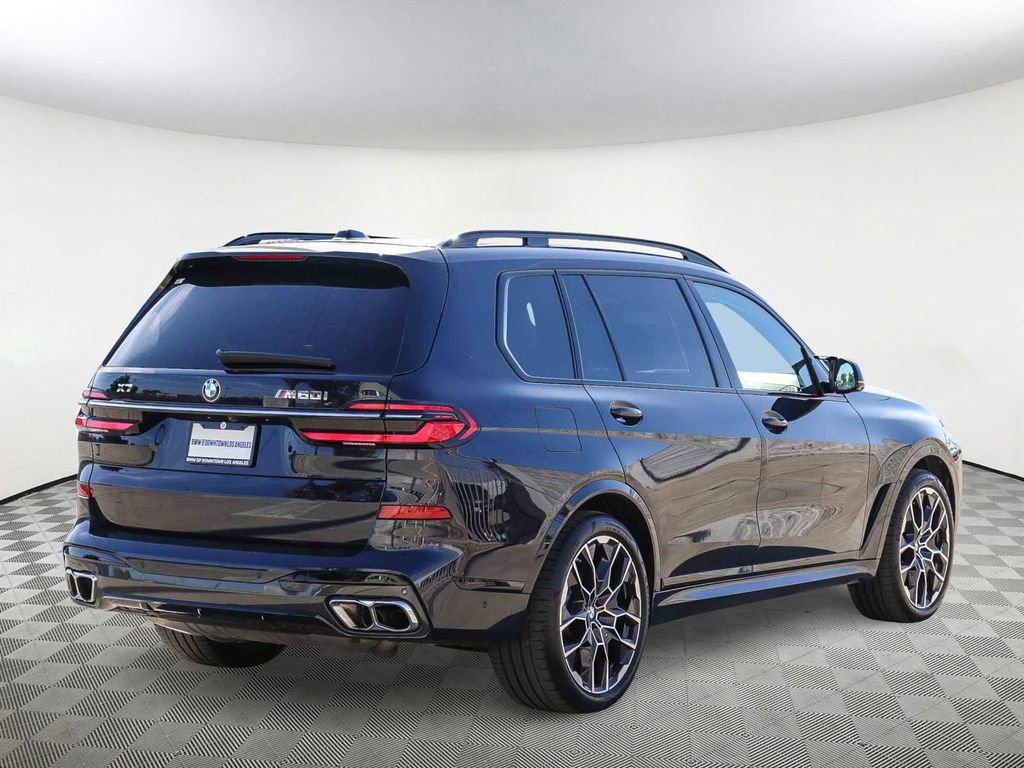 Used 2024 BMW X7 M60i AWD/4WD image 4