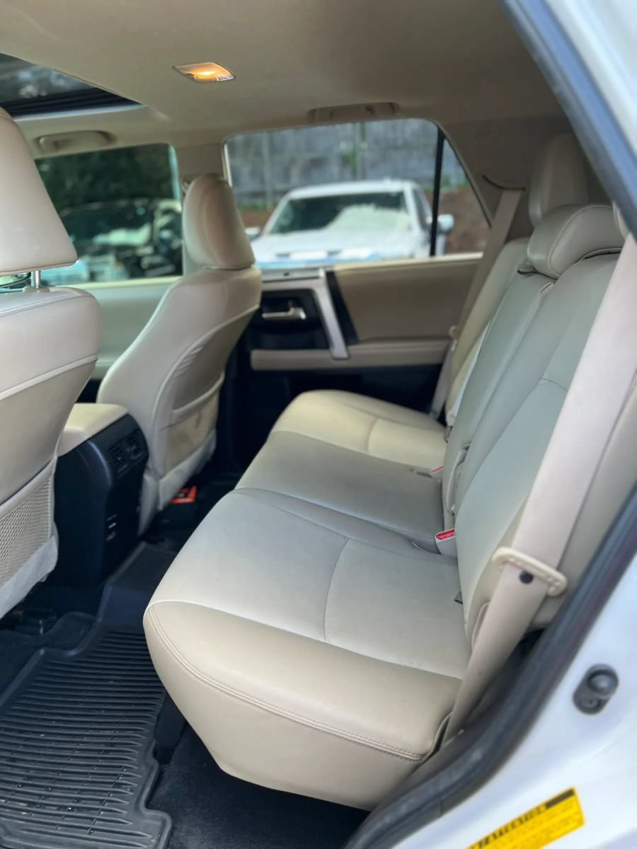 Used 2017 Toyota 4Runner SR5 Premium AWD/4WD image 11