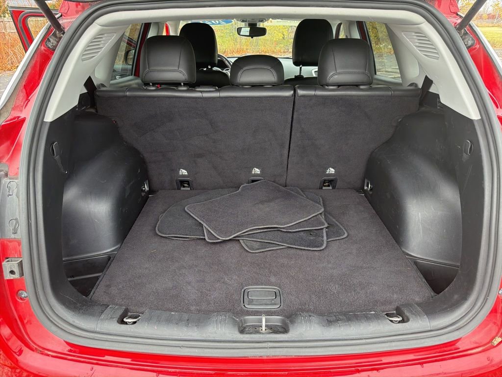 Certified 2021 Jeep Compass Latitude image 18