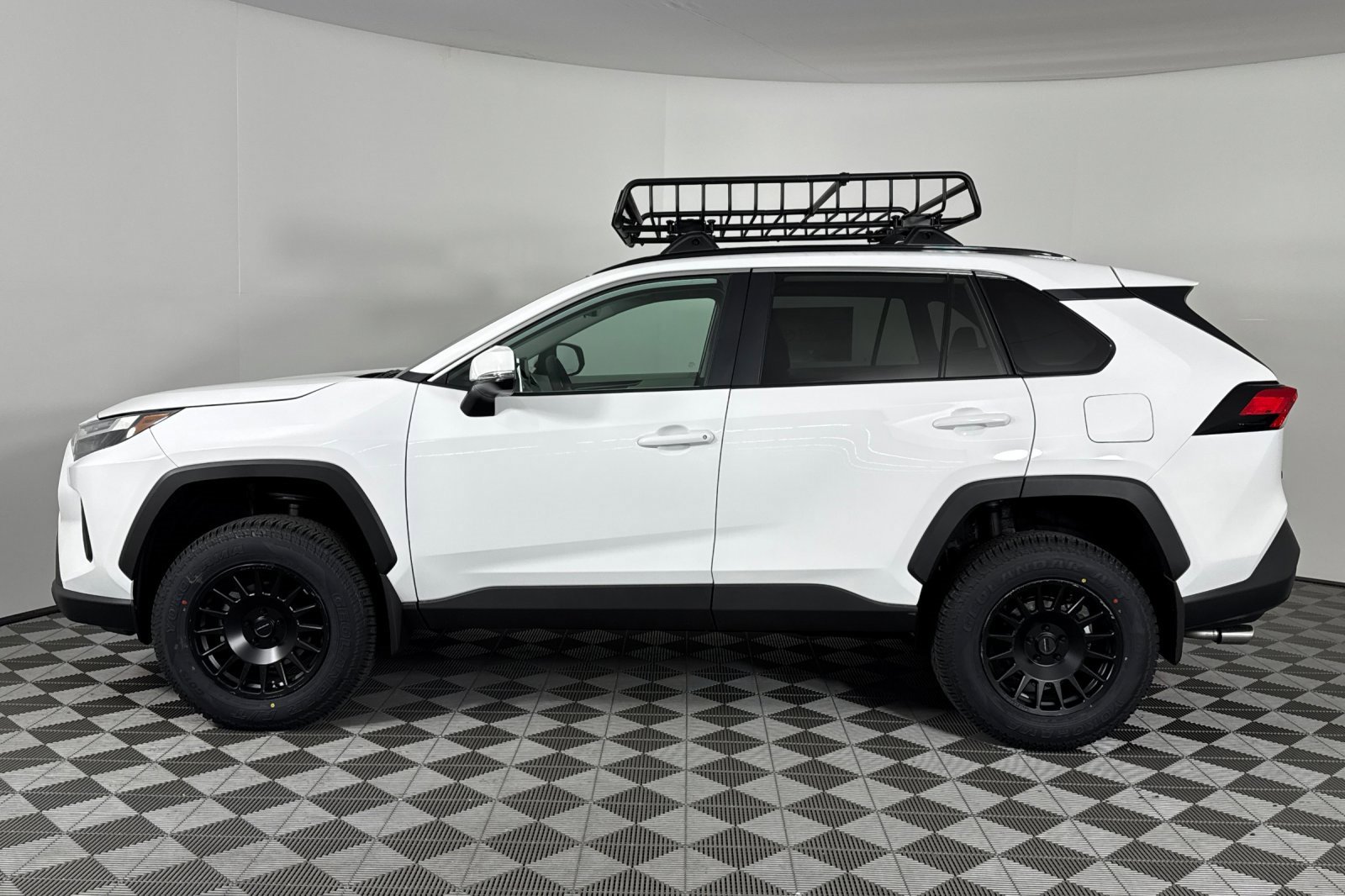 New 2025 Toyota RAV4 XLE image 7