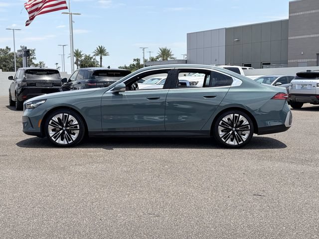 Used 2025 BMW 530i RWD image 10