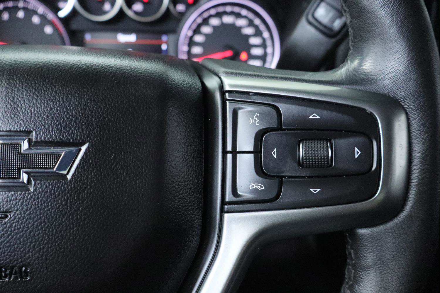 Used 2020 Chevrolet Silverado 1500 RST AWD/4WD image 19