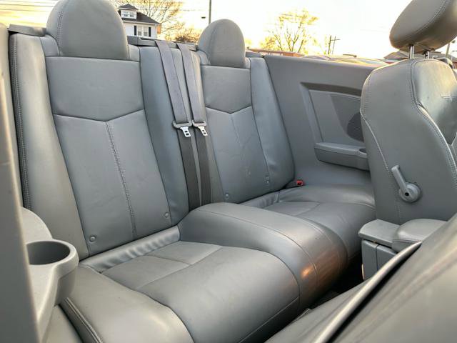 Used 2008 Chrysler Sebring Limited image 16