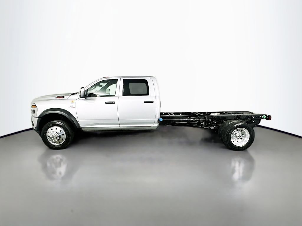 New 2026 RAM 5500 Tradesman w/ Chrome Appearance Group image 4