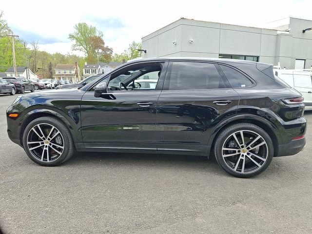 Used 2024 Porsche Cayenne AWD/4WD image 7