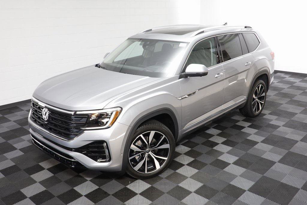 New 2026 Volkswagen Atlas SEL Premium R-Line image 2