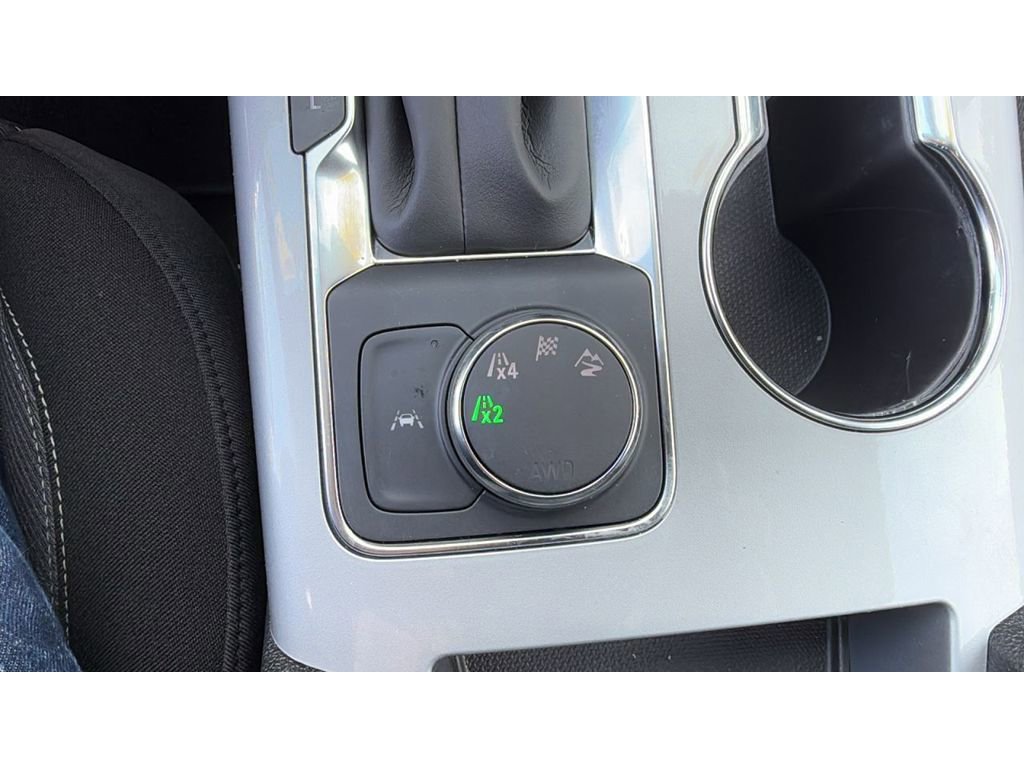 Used 2025 Chevrolet Blazer LT image 23