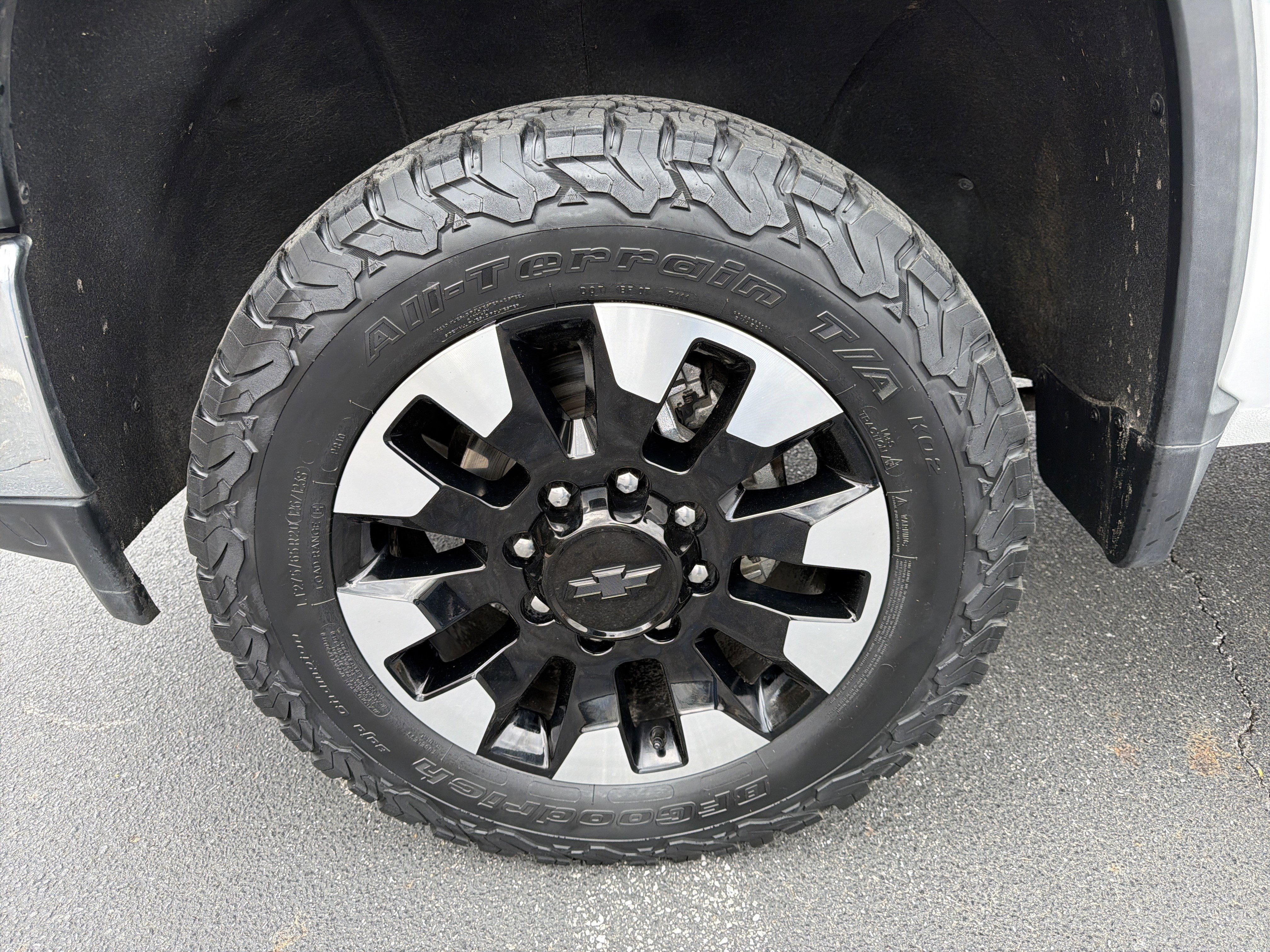 Used 2020 Chevrolet Silverado 2500 LT w/ All Star Edition image 11