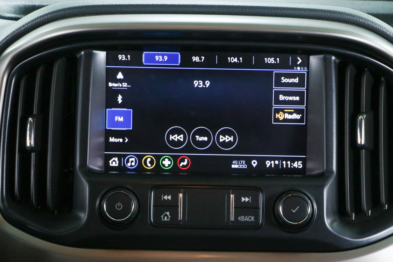 Used 2022 Chevrolet Colorado Z71 AWD/4WD image 19