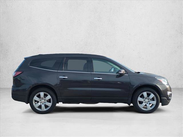 Used 2017 Chevrolet Traverse LT w/ Style and Technology Package video 4