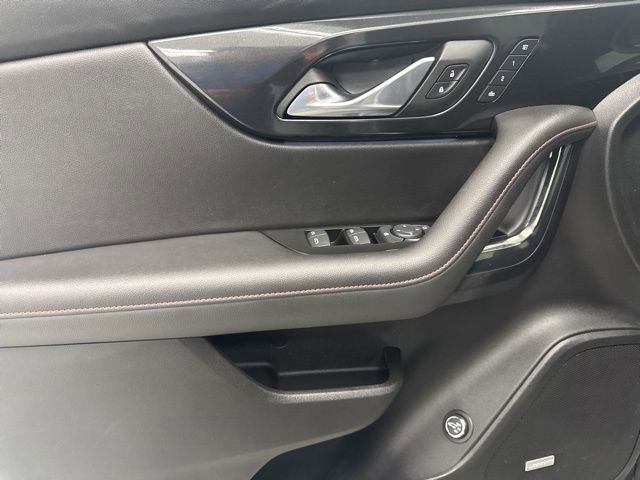 Used 2022 Chevrolet Blazer RS w/ Enhanced Convenience Package image 9