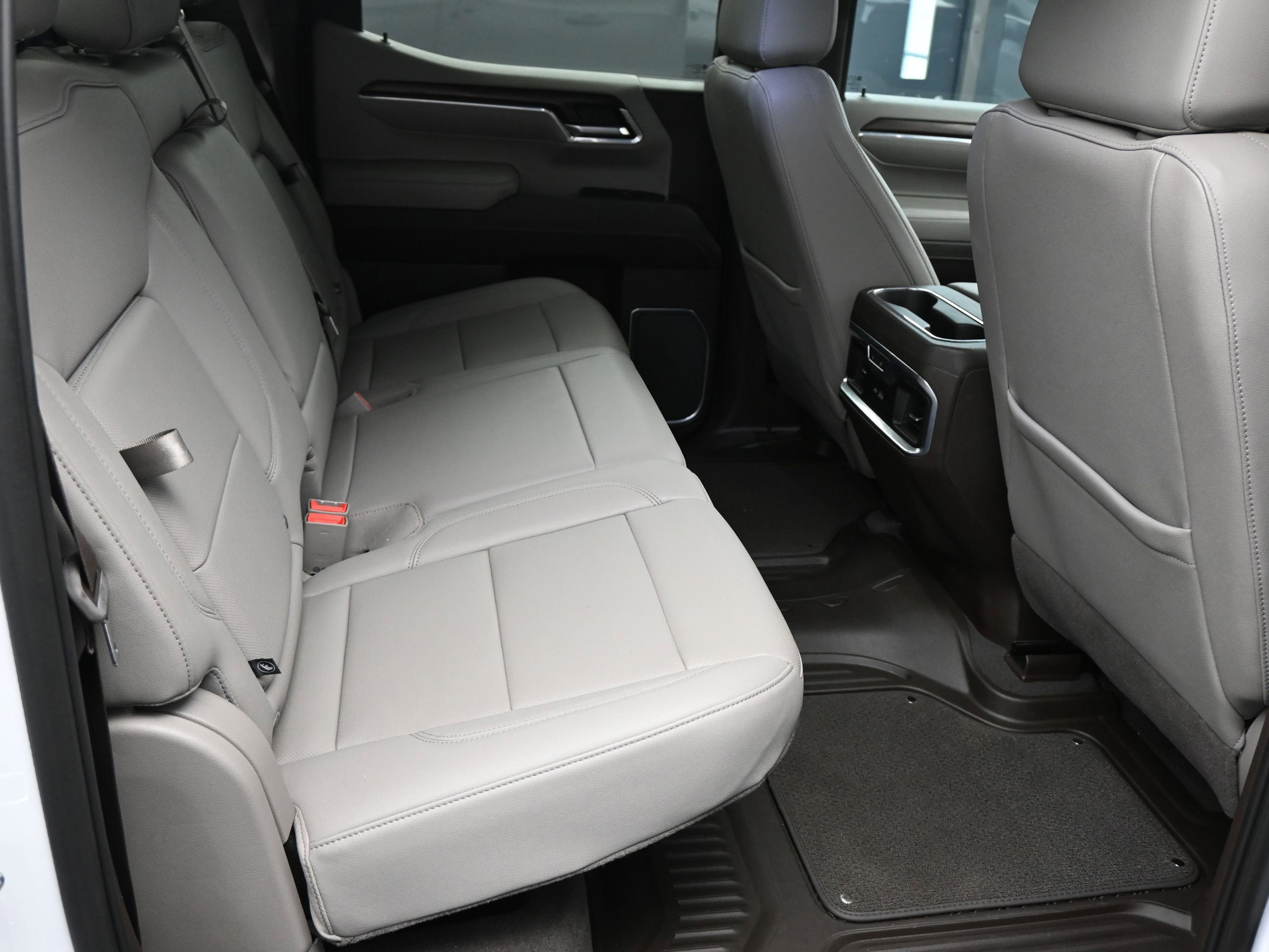 Used 2023 GMC Sierra 1500 SLT w/ SLT Premium Package image 16