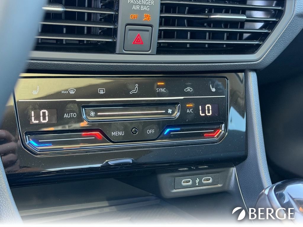 Used 2026 Volkswagen Jetta SE image 31