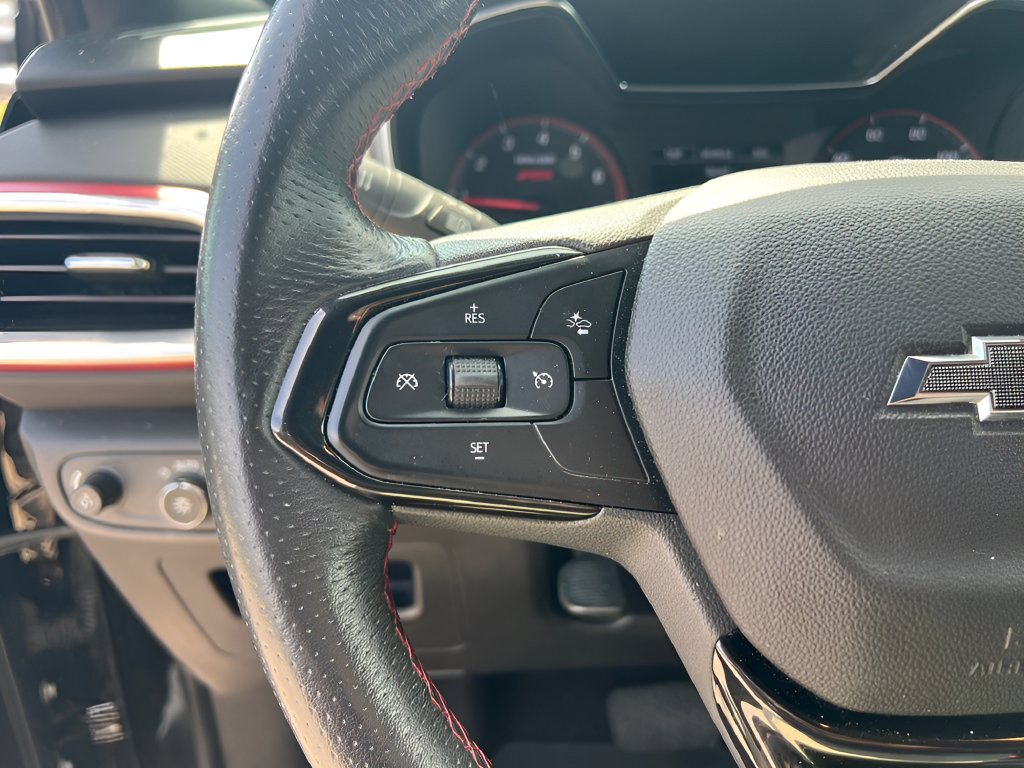 Used 2021 Chevrolet TrailBlazer RS w/ Convenience Package FWD image 20