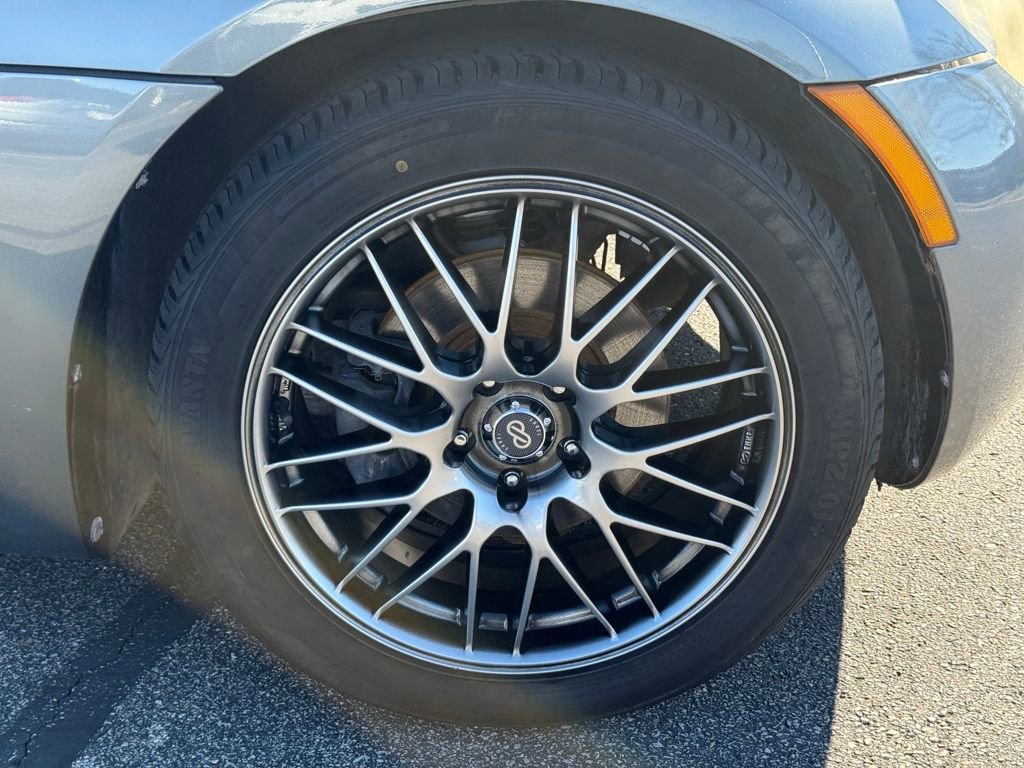 Used 2007 Pontiac Solstice Convertible w/ Premium Package image 10