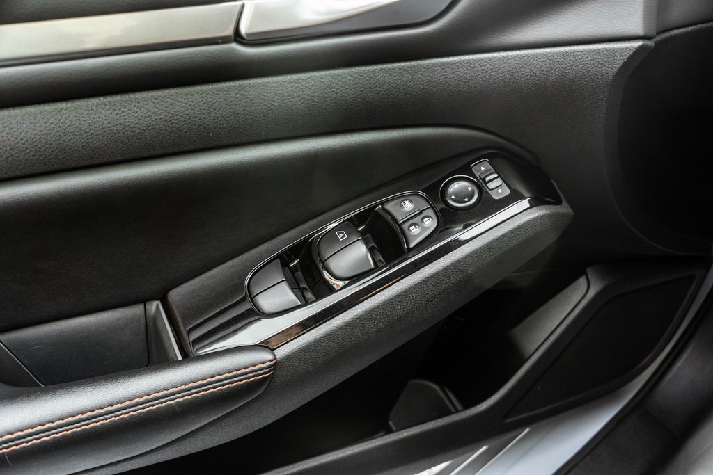 Used 2024 Nissan Altima 2.5 SR image 15