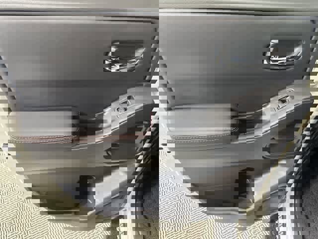 New 2025 Nissan Frontier Pro-X w/ Black Accent Package image 57