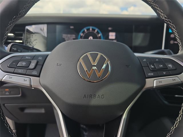 New 2026 Volkswagen Tiguan SE image 19