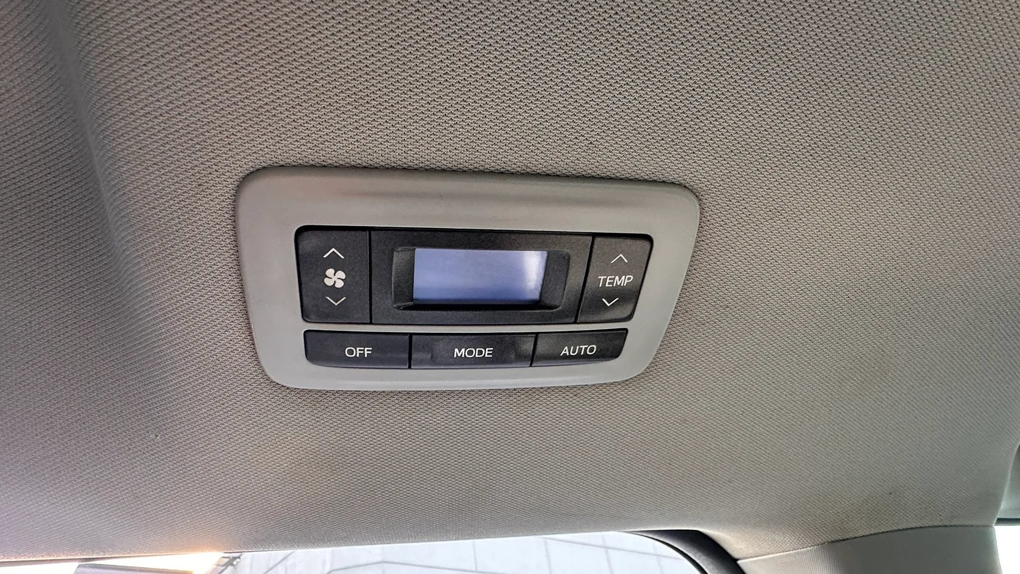 Used 2019 Toyota Sienna XLE w/ Protection Package FWD image 22