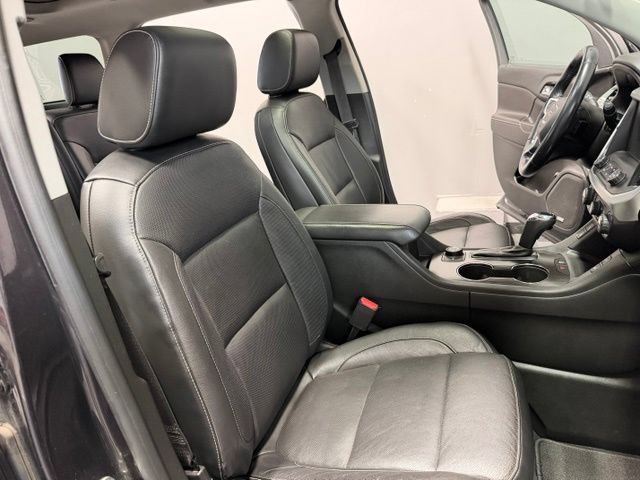 Used 2017 GMC Acadia SLT AWD/4WD image 24