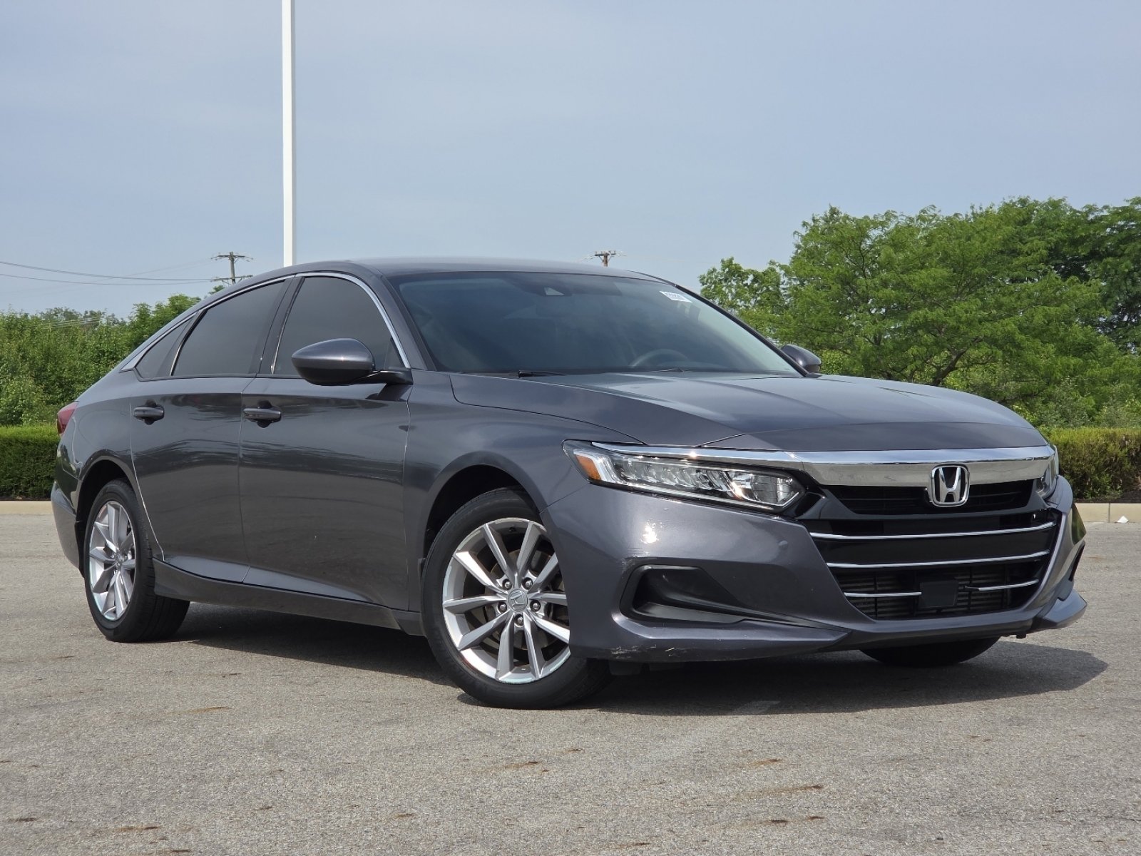 Used 2021 Honda Accord LX image 2