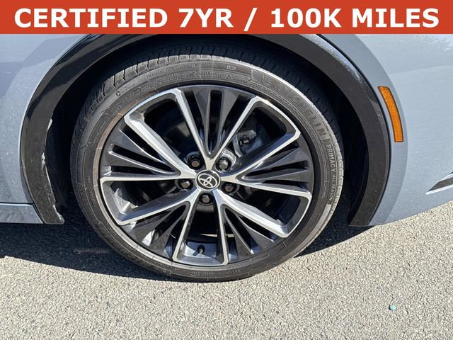 Used 2024 Toyota Prius XLE FWD image 7