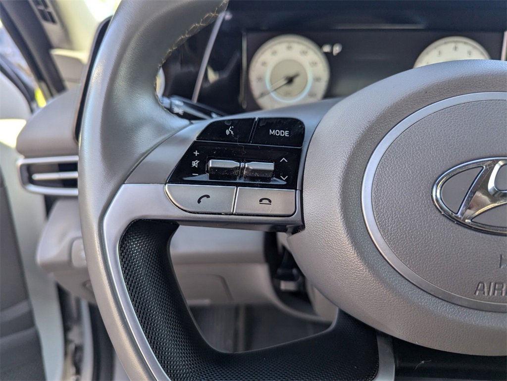 Used 2021 Hyundai Elantra SEL w/ Convenience Package image 26