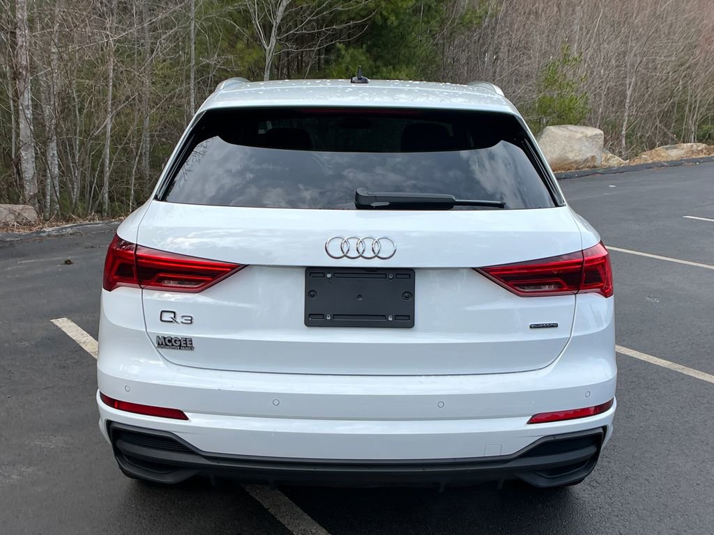 Used 2025 Audi Q3 2.0T Premium image 4