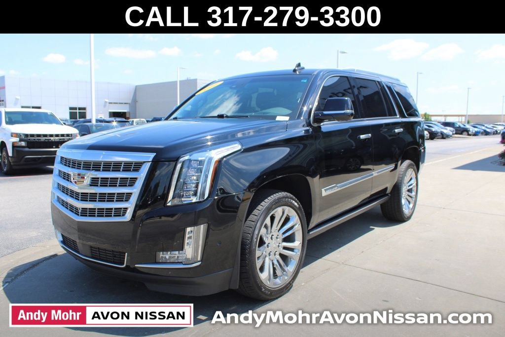 Used 2017 Cadillac Escalade Premium Luxury w/ LPO, Radiant Package AWD/4WD image 3